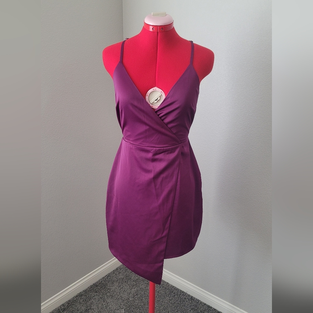 NWOT Lulu's dress - size XS